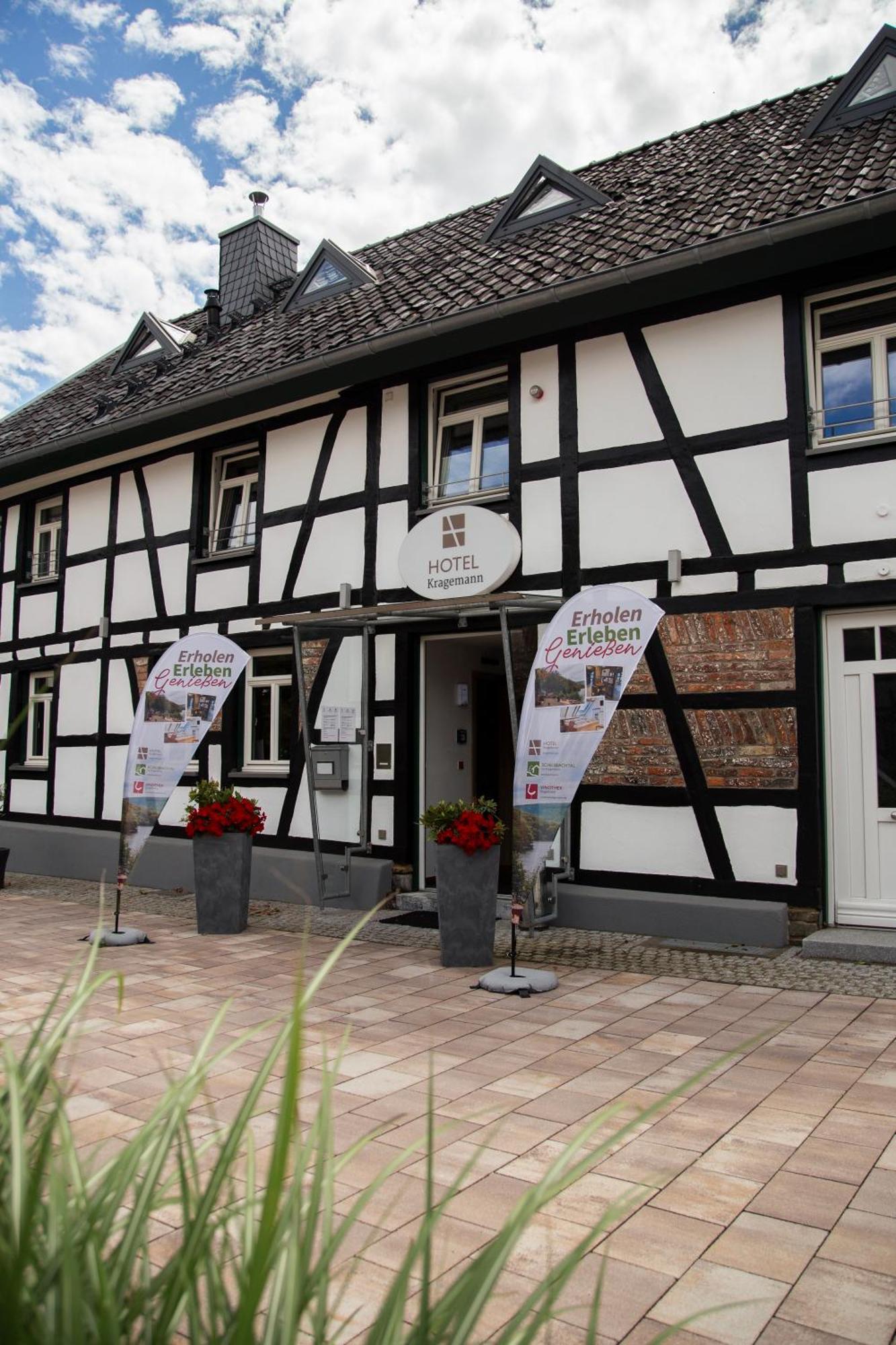 Kragemann Hotel&Vinothek Simmerath Buitenkant foto